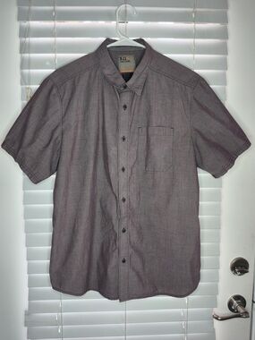 5.11 Tactical Carson Men's Shirt Short Sleeve Fig Heather Size Medium Snap Front